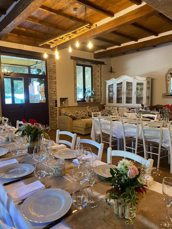 Societa Agricola F.Lli Angelucci Villa Cannara Luaran gambar