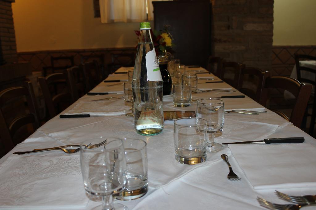 Societa Agricola F.Lli Angelucci Villa Cannara Luaran gambar