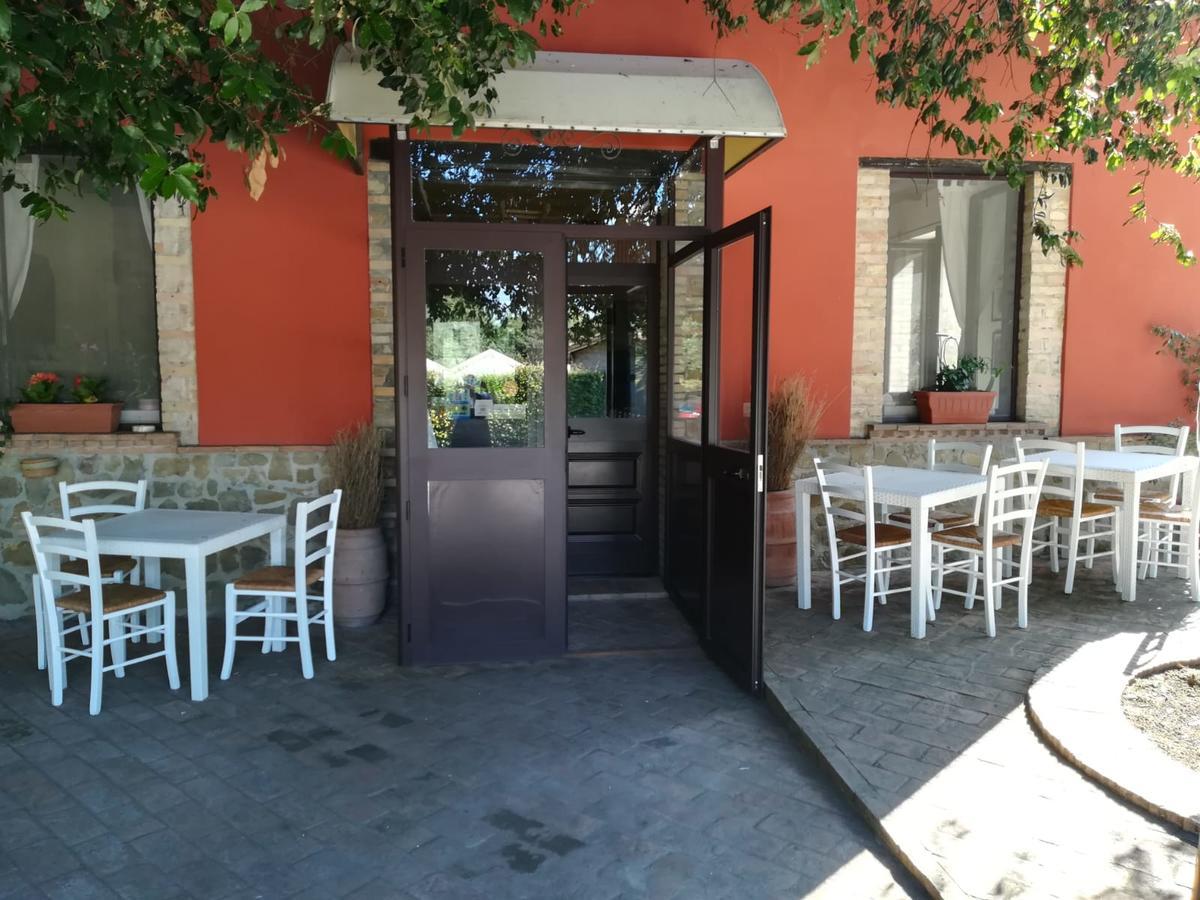Societa Agricola F.Lli Angelucci Villa Cannara Luaran gambar
